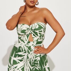 Fashion Nova Green and White Leaf Print Jumpsuit